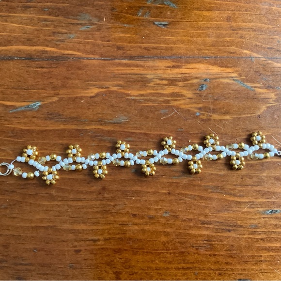 Hand Crafted Gold and White Floral Bracelet - Picture 3 of 3